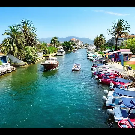 Albatros Apartment Empuriabrava